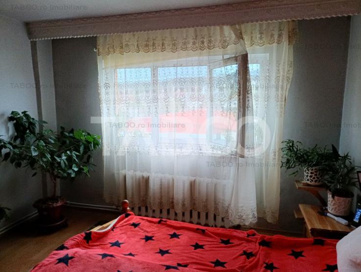 Garsoniera decomandata 30 mpu balcon 3 mp zona Cetate Alba Iulia