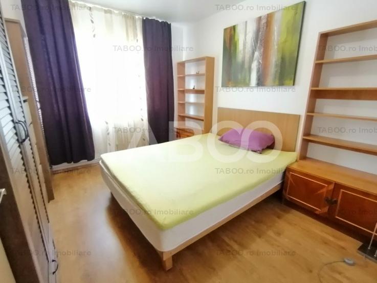 Apartament decomandat 3 camere balcon pivnita lift Vasile Aaron Sibiu