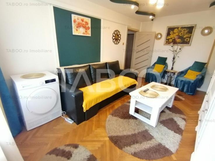 Apartament decomandat 3 camere balcon pivnita lift Vasile Aaron Sibiu