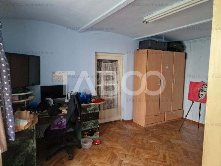 Apartament la casa cu 4 camere curte proprie si acces separat Terezian