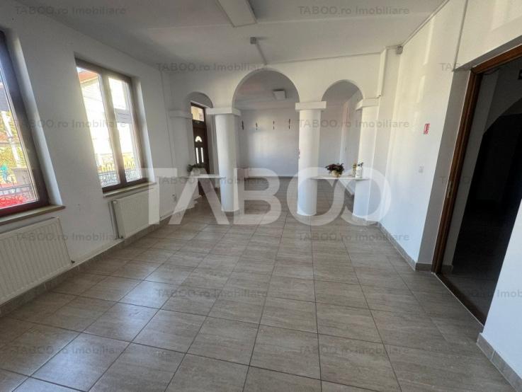 Spatiu comercial la casa 3 camere si curte zona Calea Dumbravii Sibiu