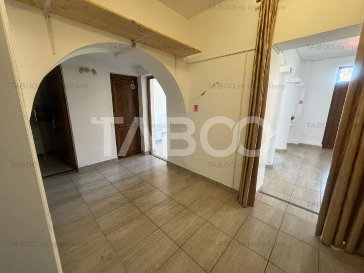 Spatiu comercial la casa 3 camere si curte zona Calea Dumbravii Sibiu