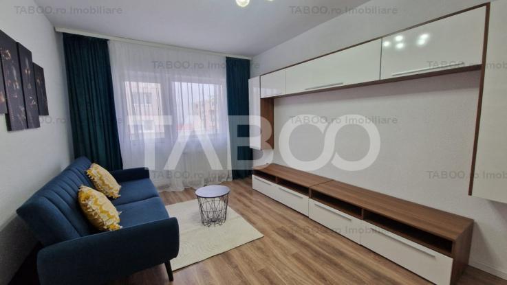 Apartament decomandat de vanzare 2 camere si balcon etaj intermediar