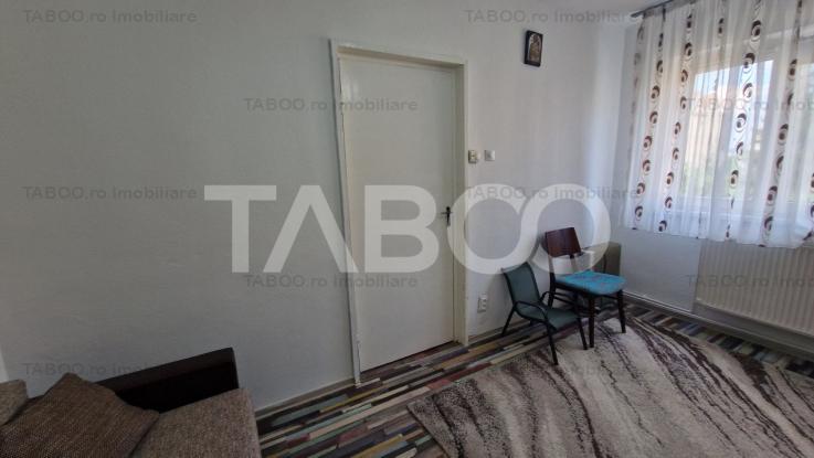 Apartament 2 camere de vanzare etaj intermediar 3 in zona Rahovei