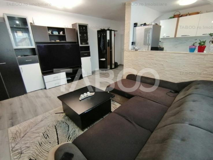 Apartament decomandat de vanzare 75 utili 3 camere 2 bai Mihai Viteazu