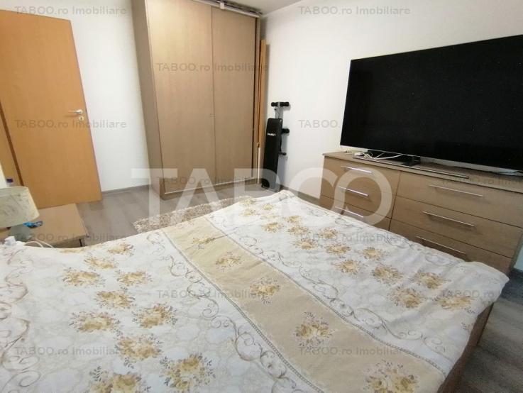 Apartament decomandat de vanzare 75 utili 3 camere 2 bai Mihai Viteazu