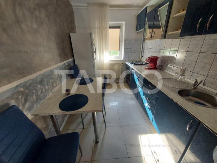 Apartament 3 camere decomandate 80 mpu etaj 1 parcare pivnita balcon