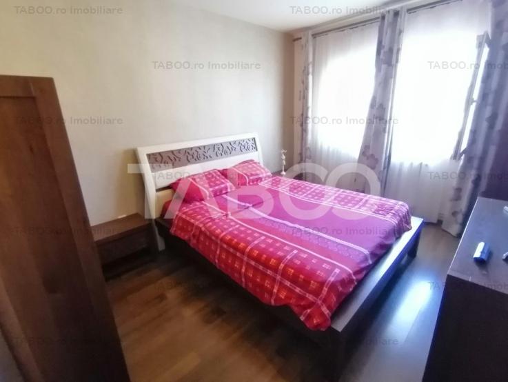 Apartament 2 camere decomandat renovat balcon pivnita Vasile Aaron