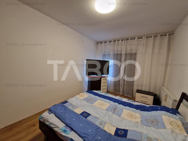 Duplex 6 camere 500 mp teren terasa locuri de parcare Terezian