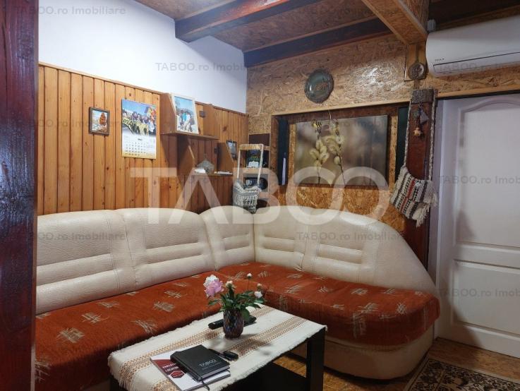 Apartament la casa sub pretul de piata 4 camere pivnita garaj Cisnadie