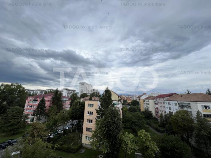 Apartament 63 mp utili balcon 3 camere zona Rahovei Sibiu