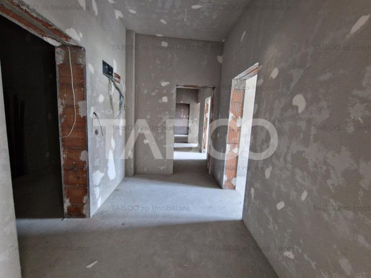 Apartament 82 mpu 3 camere 2 bai 2 balcoane in Hipodrom Sibiu