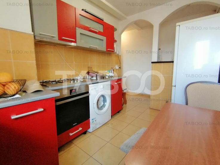 Apartament 2 camere cu bucatarie spatioasa in zona Vasile Aaron Sibiu