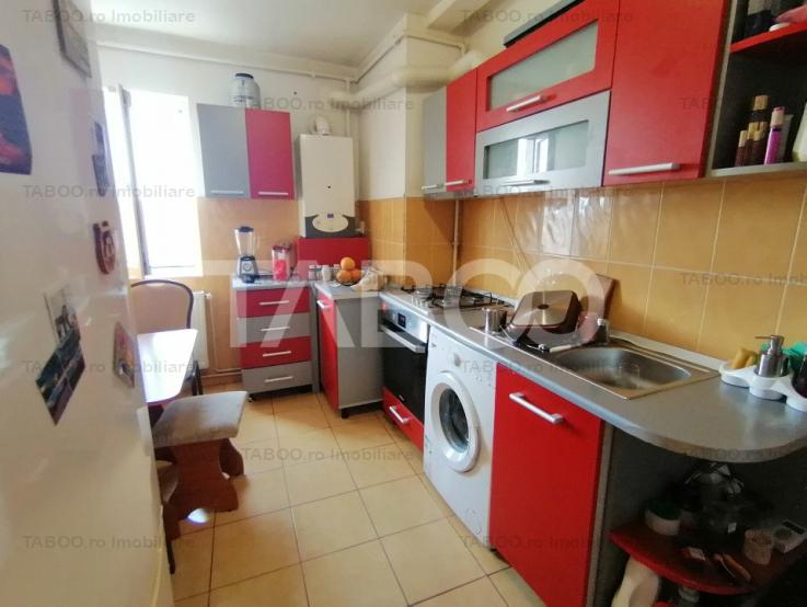 Apartament 2 camere cu bucatarie spatioasa in zona Vasile Aaron Sibiu