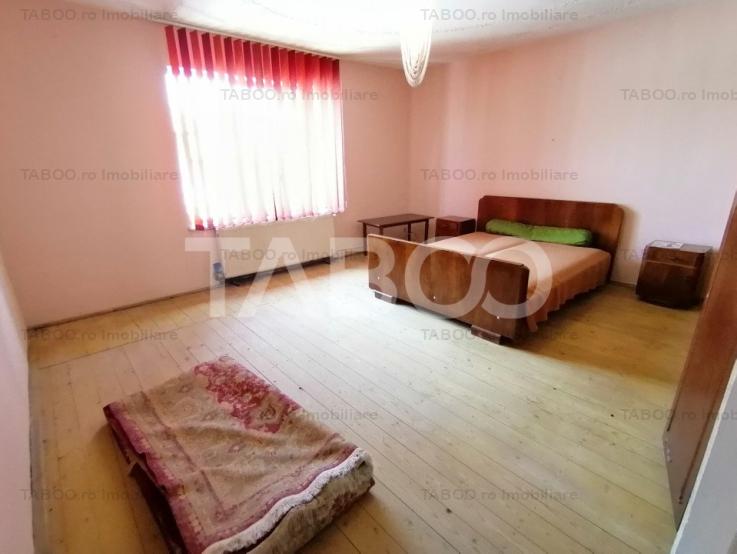 Casa in zona Centrala din Sibiu cu 6 camere garaj pivnita teren 585 mp