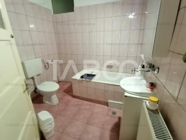 Casa in zona Centrala din Sibiu cu 6 camere garaj pivnita teren 585 mp