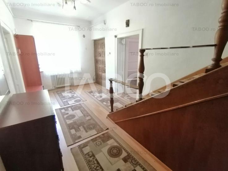 Casa in zona Centrala din Sibiu cu 6 camere garaj pivnita teren 585 mp