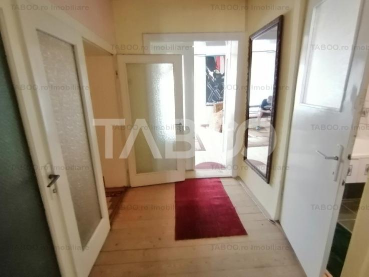 Casa in zona Centrala din Sibiu cu 6 camere garaj pivnita teren 585 mp