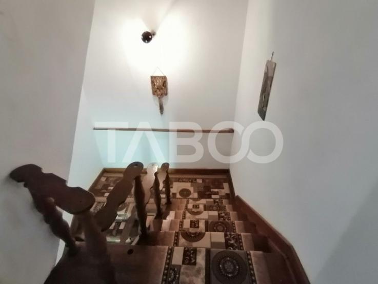 Casa in zona Centrala din Sibiu cu 6 camere garaj pivnita teren 585 mp