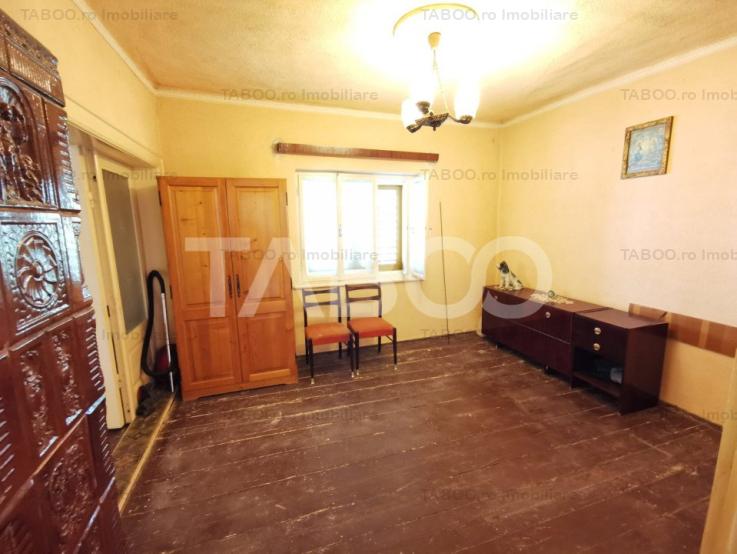 Casa in Sibiu cu 4 camere si 500 mp teren pe strada Sacel din Strand 