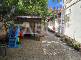 Apartament la casa de vanzare curte comuna Orasul de Jos Sibiu