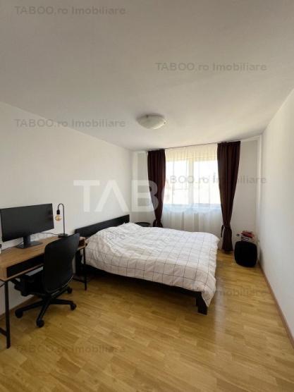 Apartament decomandat 76 mpu 3 camere 2 bai balcon zona Rahovei Sibiu