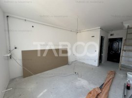 Apartament 2 camere la mansarda 44 mpu predare la cheie Broscarie