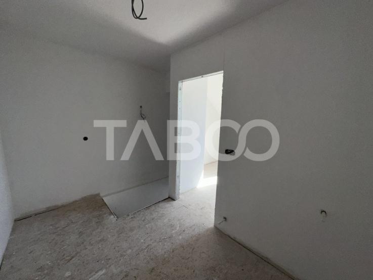 Apartament la cheie 2 camere cu 44 mp utili la mansarda Broscarie