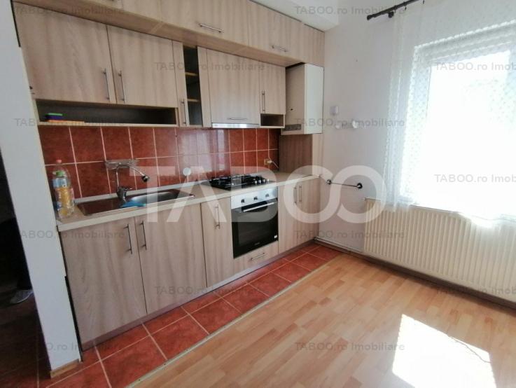 Apartament 3 camere complet mobilat utilat zona Vasile Aaron-Milea OMV