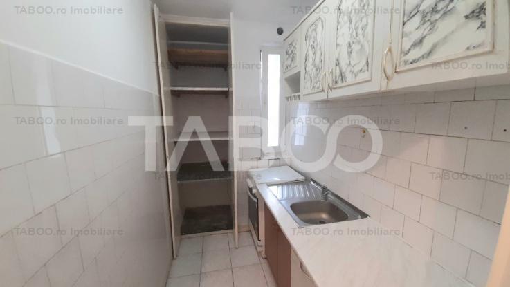 Apartament de vanzare 2 camere balcon zona Mihai Viteazu Sibiu