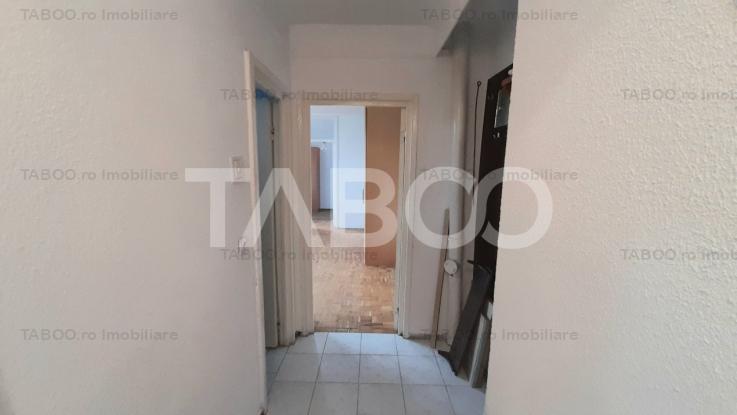 Apartament de vanzare 2 camere balcon zona Mihai Viteazu Sibiu