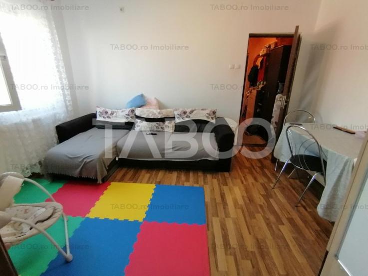 Apartament de vanzare cu 2 camere mobilat utilat in zona Mihai Viteazu