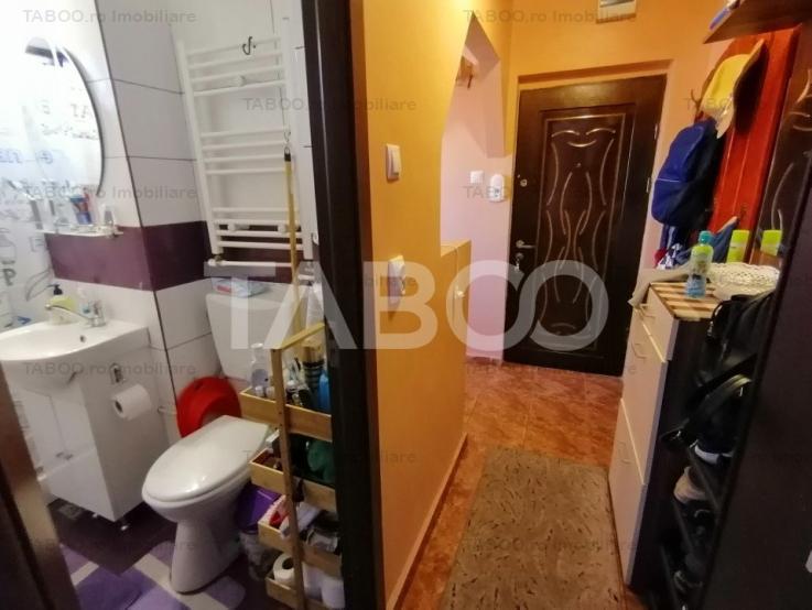 Apartament de vanzare cu 2 camere mobilat utilat in zona Mihai Viteazu