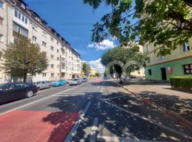 Apartament mobilat utilat de vanzare 2 camere Sibiu zona Vasile Aaron