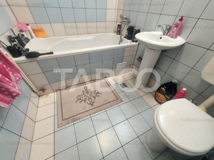 Apartament utilat mobilat de vanzare 2 camere zona Vasile Aaron Sibiu