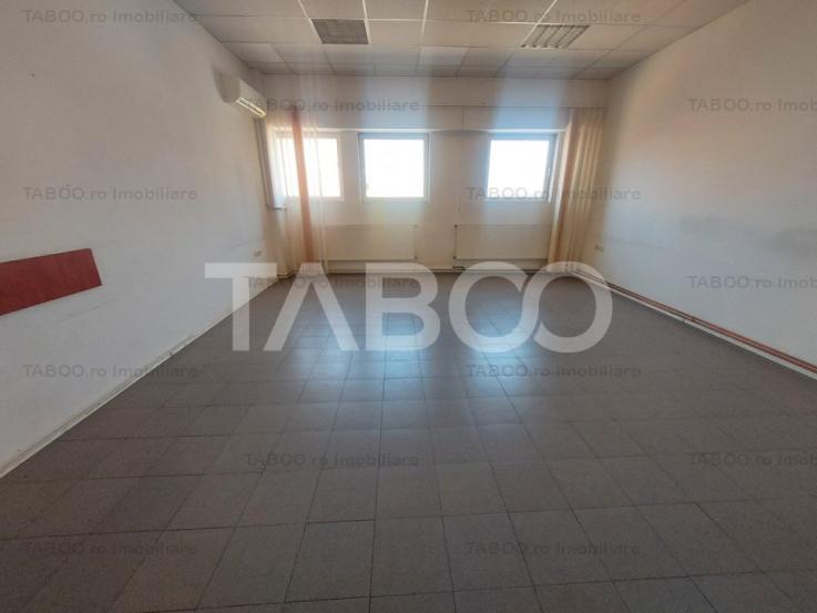 Spatiu comercial de inchiriat 6 incaperi 1300 mpu zona centrala Sibiu