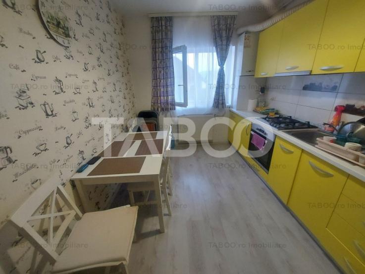 Apartament de vanzare 3 camere decomandate balcon loc parcare Sibiu