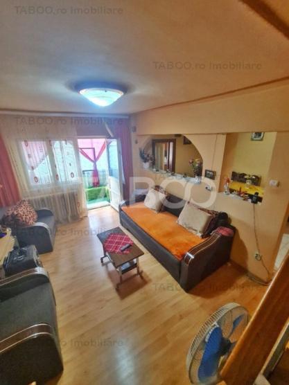 Apartament cu 3 camere etaj 4 de vanzare in Sebes Aleea Parc