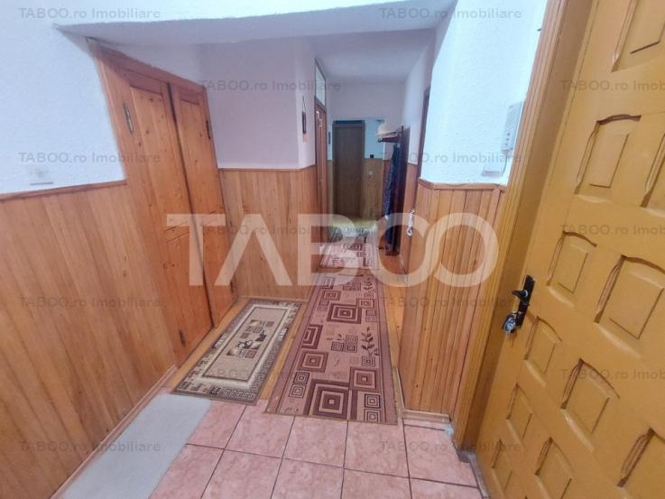 Apartament decomandat 83 mpu 4 camere 2 bai debara camara Central