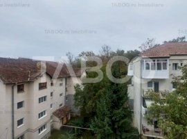 Apartament 3 camere balcon si pivnita 60 mp Valea Aurie Sibiu