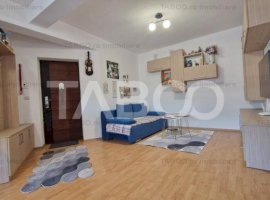 Apartament 3 camere cu 2 balcoane garaj parcare si curte Turnisor