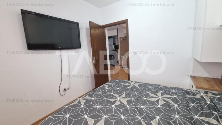 Apartament 3 camere cu 2 balcoane garaj parcare si curte Turnisor