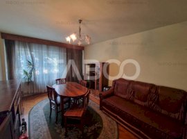 Apartament decomandat 3 camere etaj 1 zona centrala Milea Sibiu