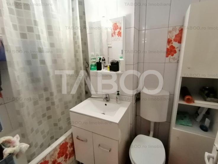 Apartament 2 camere de vanzare mobilat si utilat in zona Mihai Viteazu