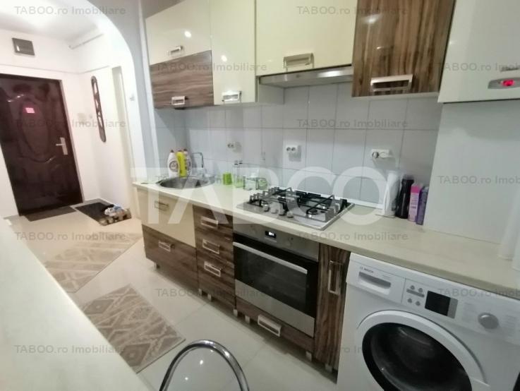 Apartament 2 camere de vanzare mobilat si utilat in zona Mihai Viteazu