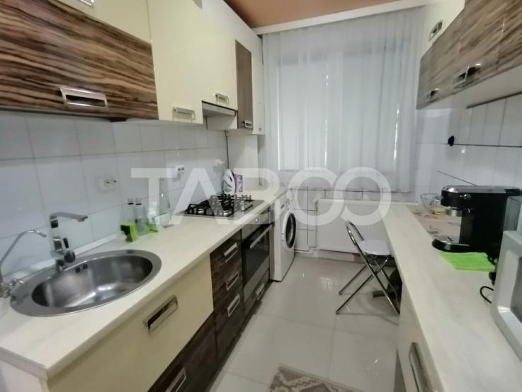 Apartament 2 camere de vanzare mobilat si utilat in zona Mihai Viteazu