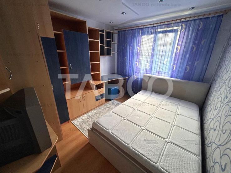 Apartament 3 camere decomandate 60 mpu si balcon zona Mihai Viteazul