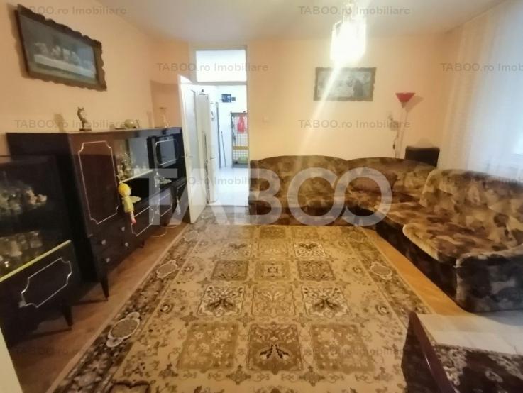 Apartament cu 2 camere 52 utili etajul 2 balcon Mihai Viteazu Sibiu