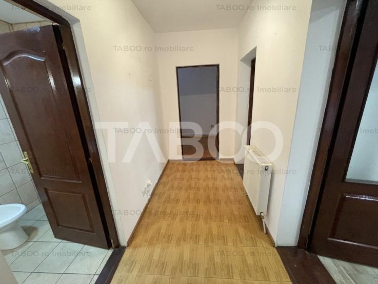 Apartament la casa cu 3 camere 77 mpu si pivnita zona Lazaret Sibiu