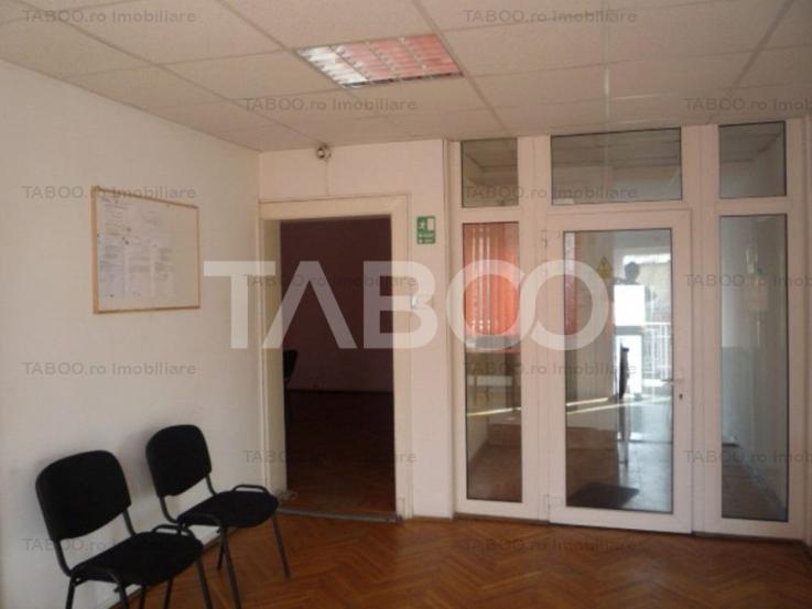 Spatiu de birouri 3 balcoane si o terasa in Sibiu 120 mp zona Centrala